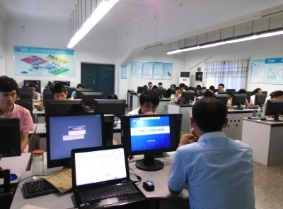 信息安全与管理专业中的计算机网络技术开发 融合防护与创新